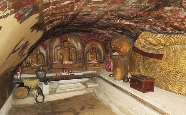 Bambaragala Temple and Pettigala Mountain – photo 3